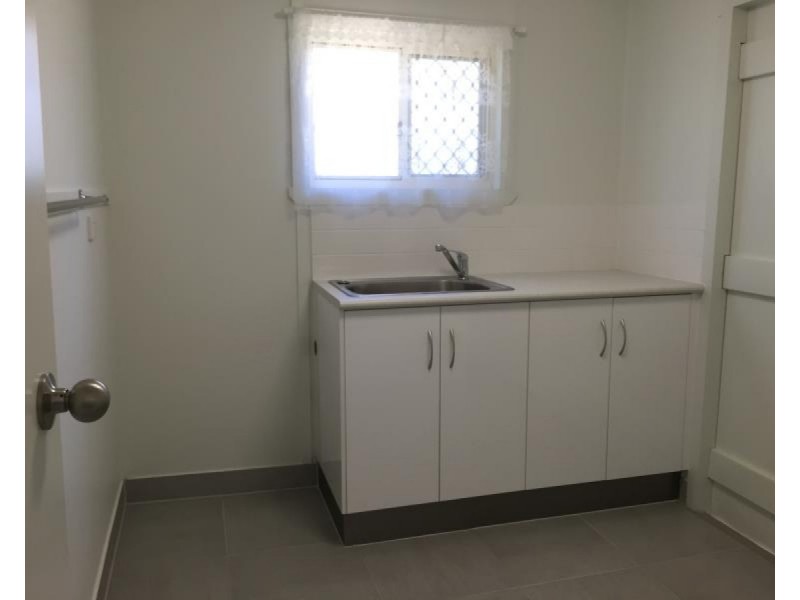 6 Wiseman Street, The Range QLD 4700